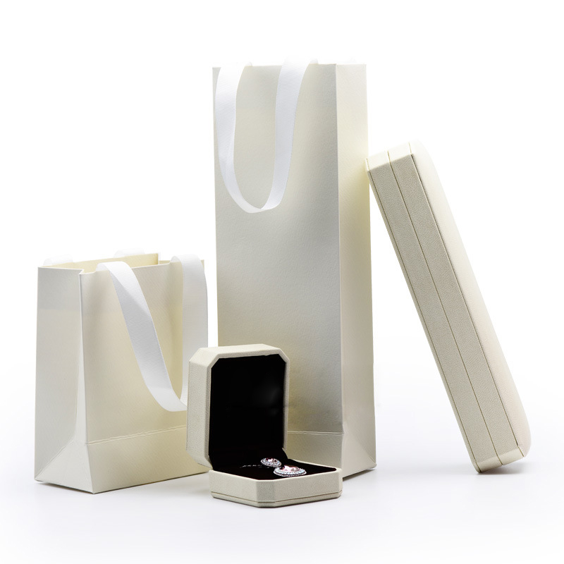 Forte Elegant white jewellery paper bag box with white ribbon