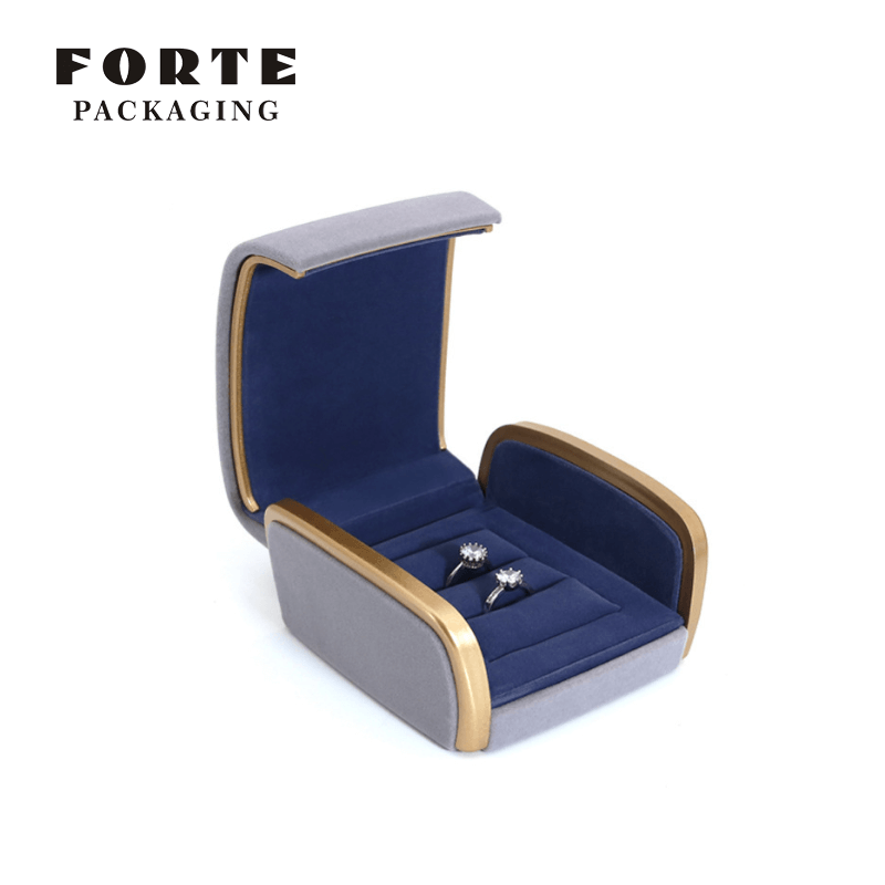 FORTE Stylish Jewelry Packaging display Sofa design pendant necklace Luxury Jewelry Box grey Velvet couple Ring Box with metal edge