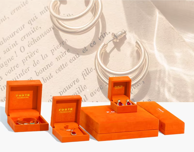 Forte Hot Sale Velvet Jewelry Box High Quality Ring Necklace Bracelet Packaging Custom Jewelry Packaging